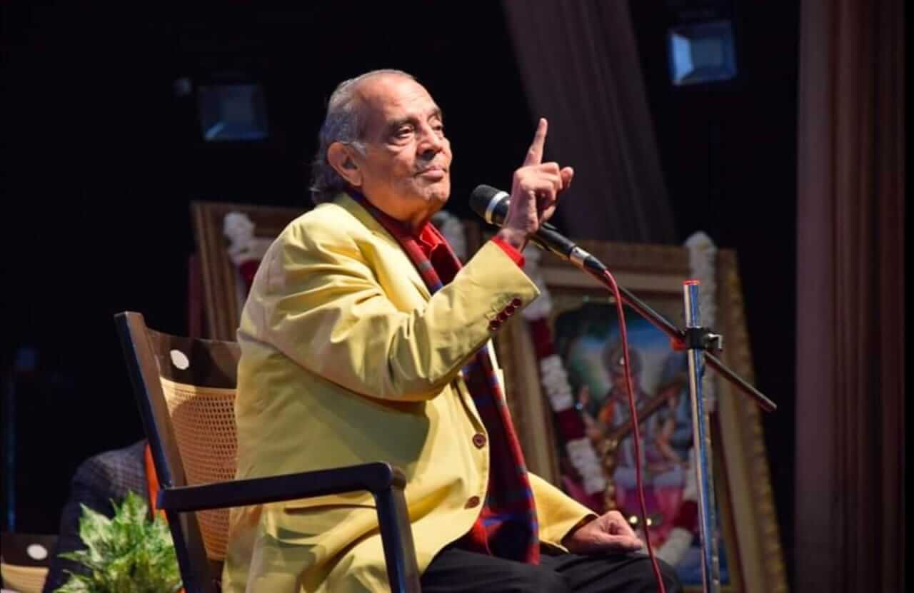 Kavi Hariom Pawar